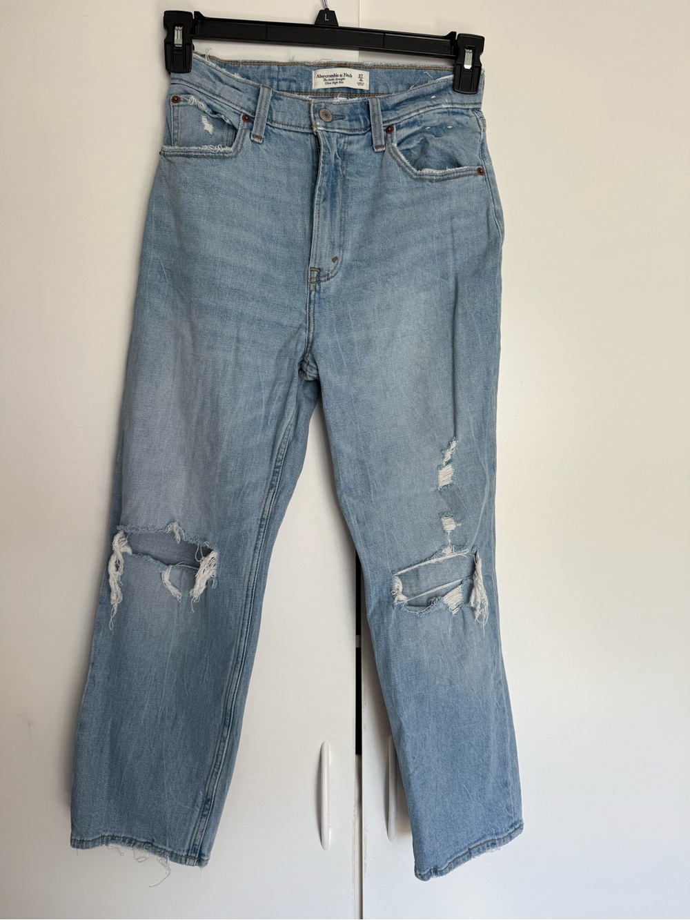 Abercrombie & Fitch Curve Love Light Ankle Straight Ultra High Rise Jeans